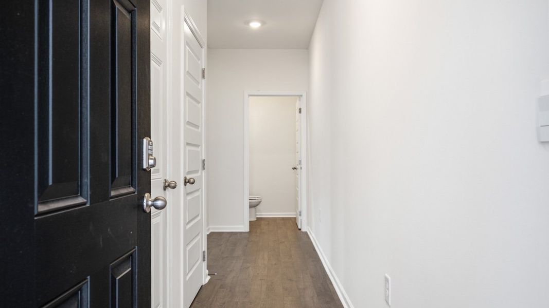 Spacious, unfurnished interior of a new home in Echo Glen, Stockbridge (Image 24).