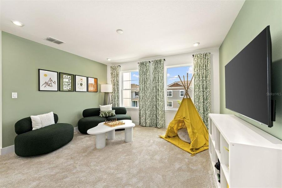 Furnished interior view inside a new home in , Orlando (Image 17).