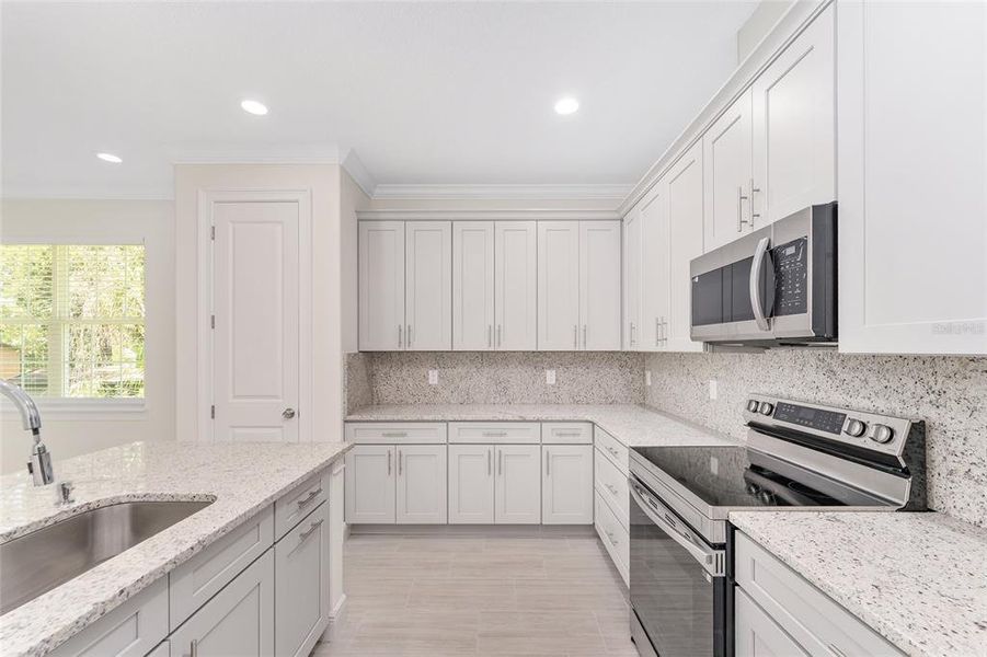 Furnished interior view inside a new home in , Belleview (Image 15).