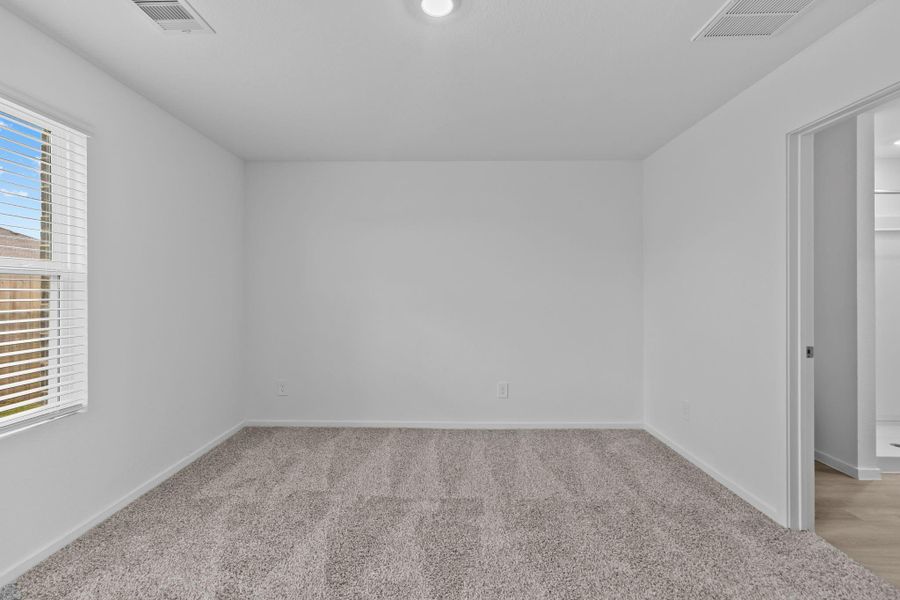 Spacious, unfurnished interior of a new home in Cypress Green, Hockley (Image 15).