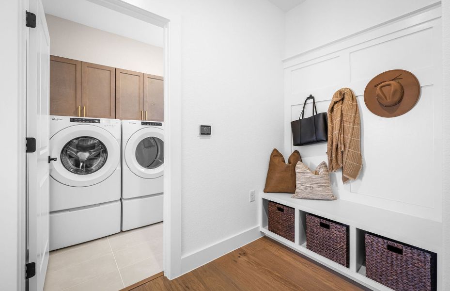 Representative furnished interior of a home built from the Maroon by Pulte Homes in Cameron Place, Austin (Image 17).