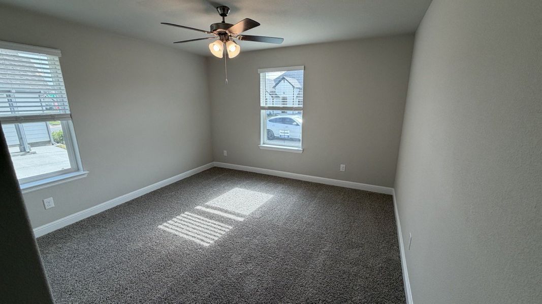 Spacious, unfurnished interior of a new home in Shannon Creek, Burleson (Image 15). Spacious, unfurnished interior of a new home in Shannon Creek, Burleson (Image 15).