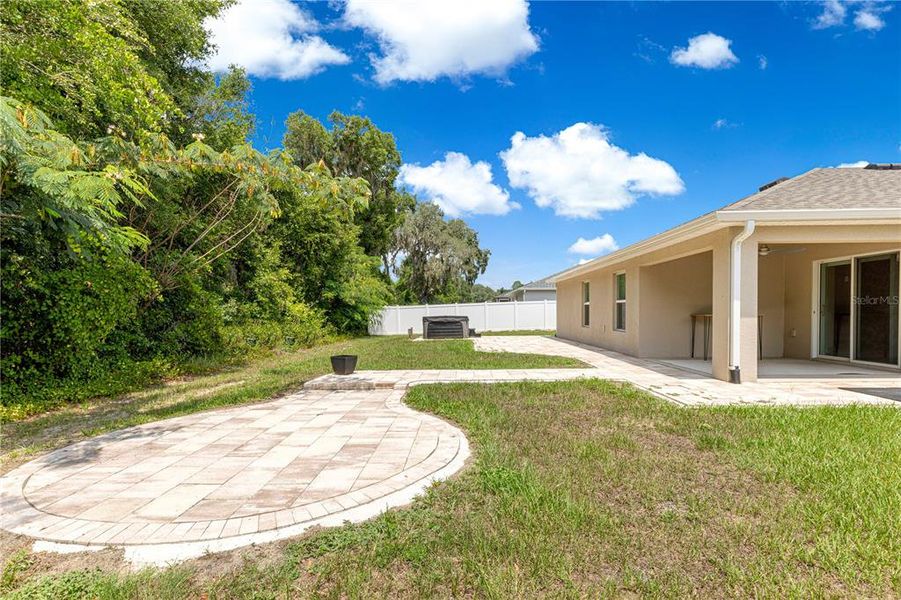 Exterior details and patio area of a home in , Ocala (Image 27). Exterior details and patio area of a home in , Ocala (Image 27).