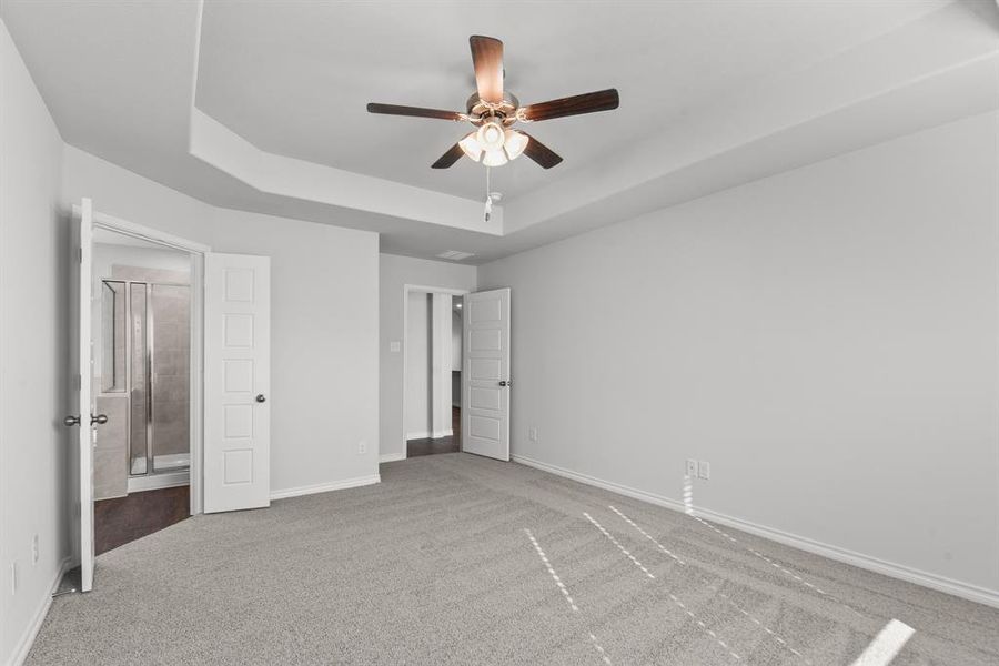 Spacious, unfurnished interior of a new home in Deer Creek, Crowley (Image 22). Spacious, unfurnished interior of a new home in Deer Creek, Crowley (Image 22).
