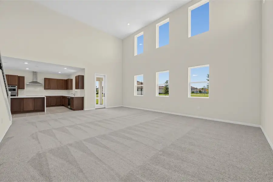 Spacious, unfurnished interior of a new home in Trailside, Mount Dora (Image 19).