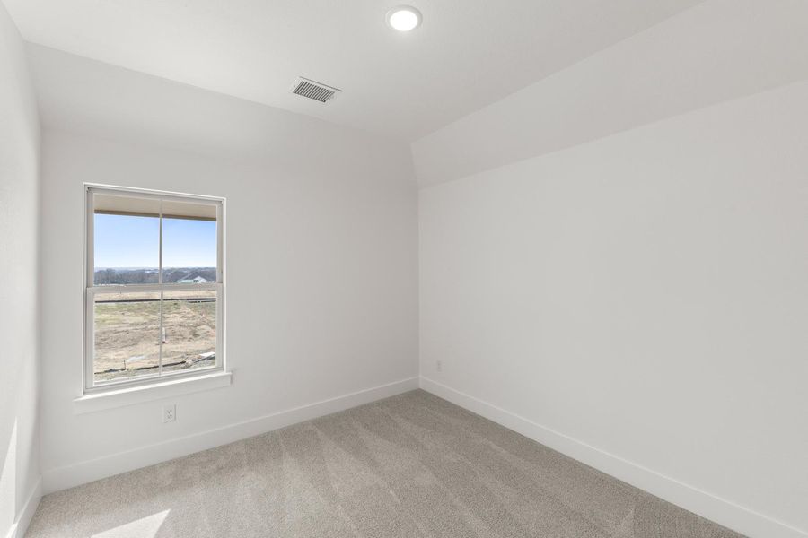 Spacious, unfurnished interior of a new home in Painted Tree, McKinney (Image 16). Spacious, unfurnished interior of a new home in Painted Tree, McKinney (Image 16).