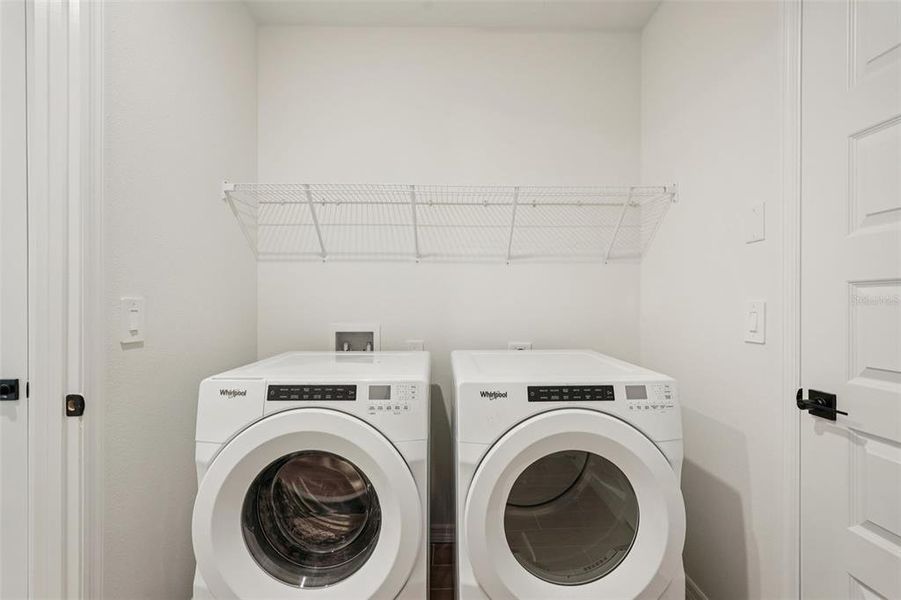 Close-up of interior finishes inside a home in Oakfield Trails - Signature Series, Parrish (Image 18).