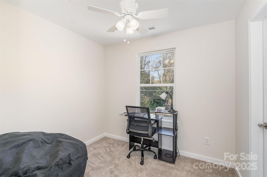 Your space, your way! Ideal for a home office, playroom or nursery. Your space, your way! Ideal for a home office, playroom or nursery.