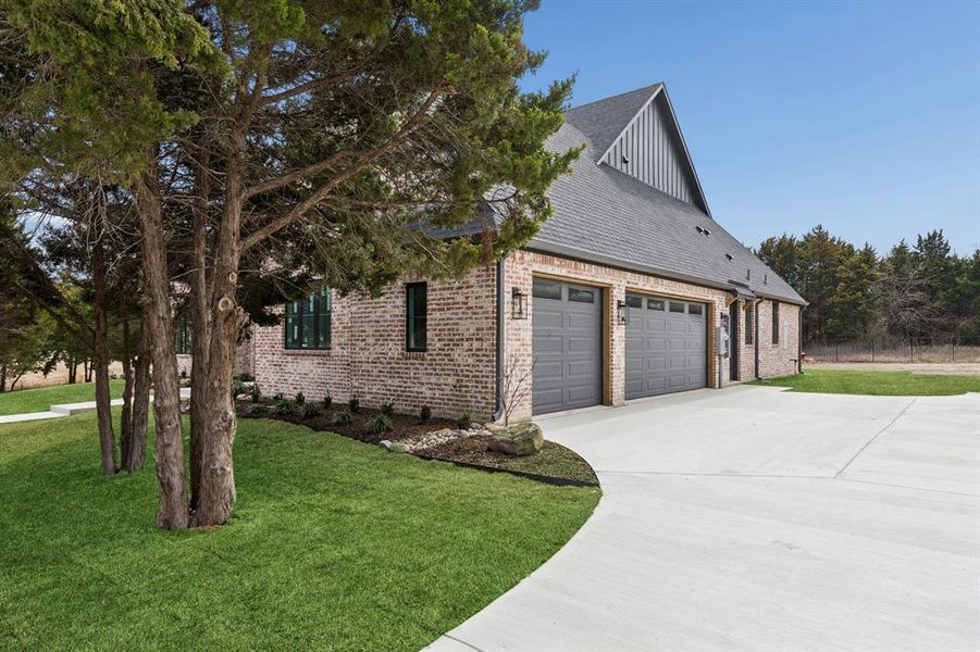 Front exterior of a new home in , Midlothian, TX, highlighting curb appeal (Image 23).