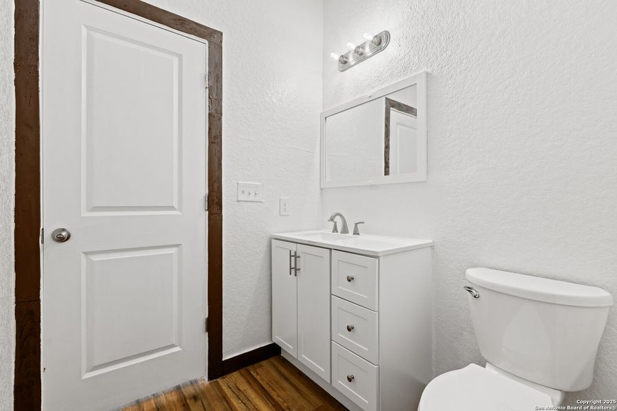 Image 33 of a home in . Image 33 of a home in .