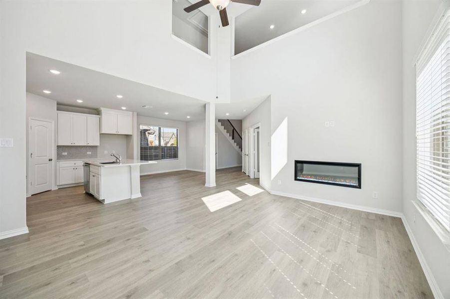 5-2101Lone_005 5-2101Lone_005