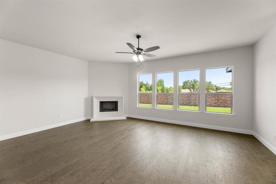 713 Seahawk-Living Room-1