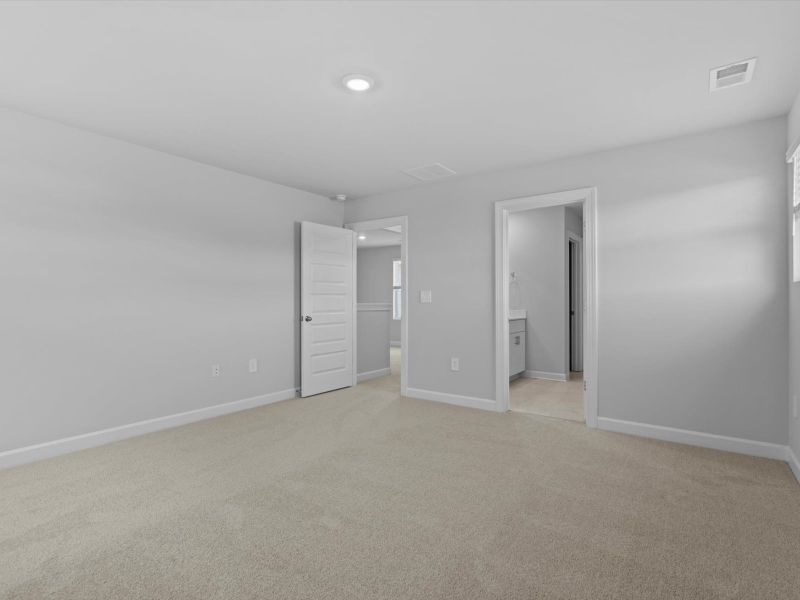 Welcome to the Dallas floorplan at Village at White Pine. Welcome to the Dallas floorplan at Village at White Pine.