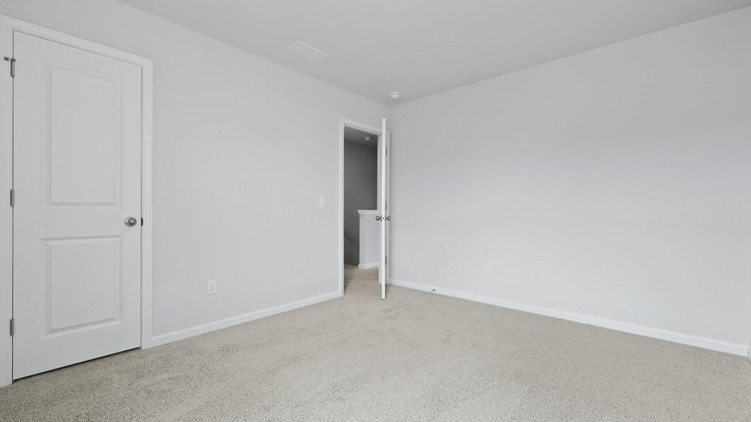 Spacious, unfurnished interior of a new home in Center Pointe, Santee (Image 8).