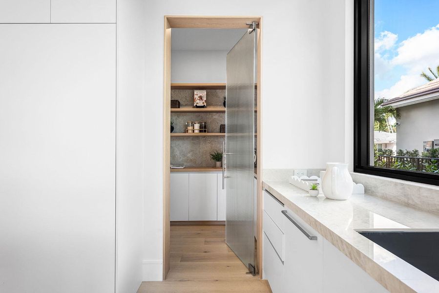 2240_Date_Palm_Road_22