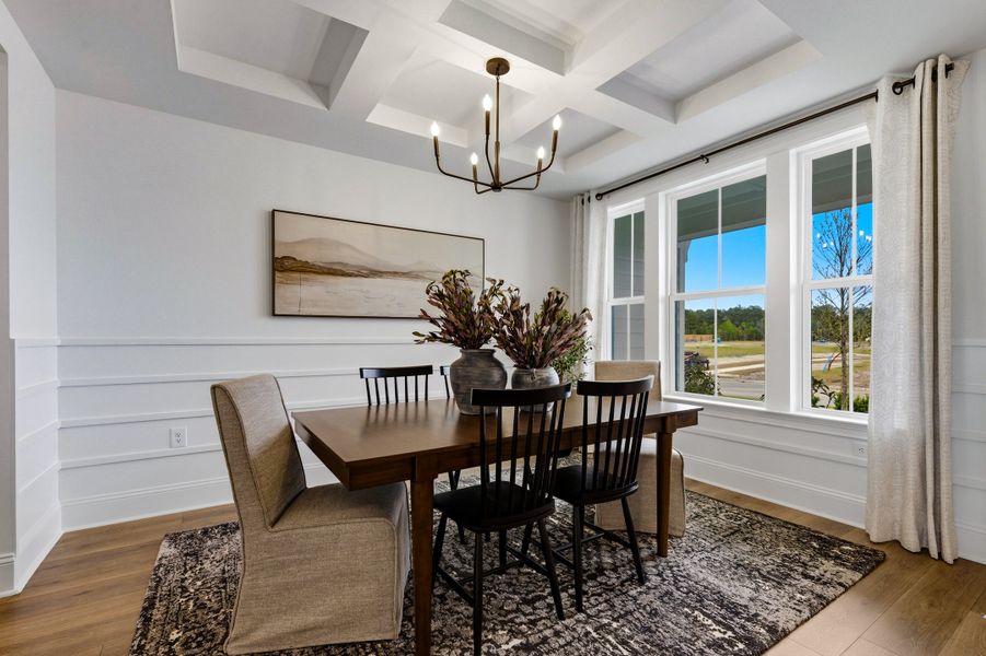 Representative furnished interior of a home built from the Ivey by Beazer Homes in Marshfield, Longs (Image 7).