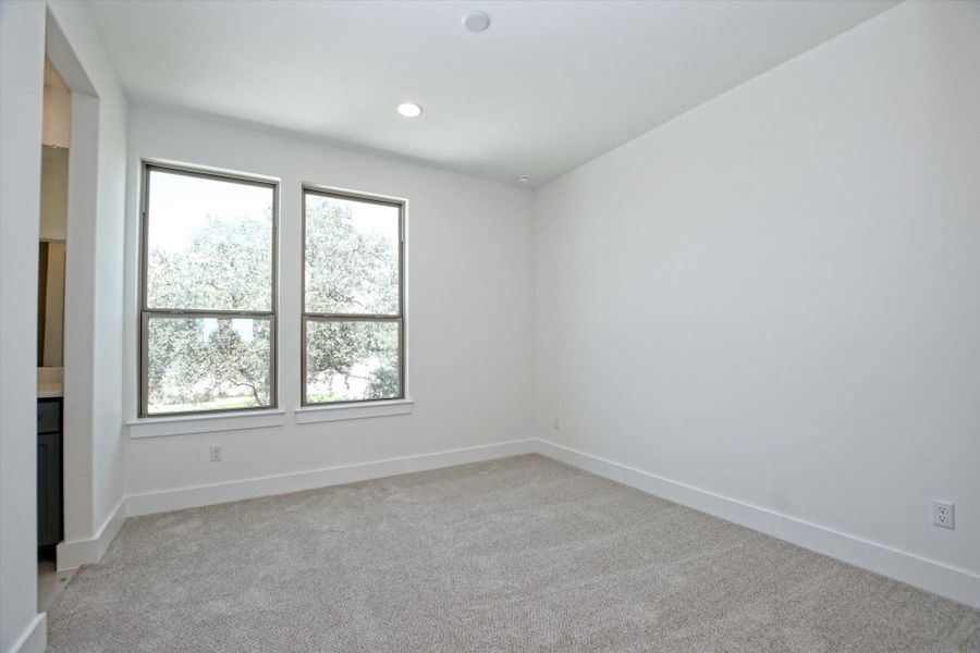 Spacious, unfurnished interior of a new home in Riverstone, Georgetown (Image 18). Spacious, unfurnished interior of a new home in Riverstone, Georgetown (Image 18).