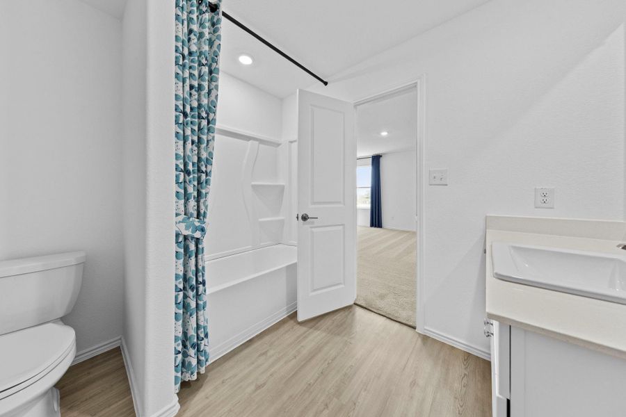 Furnished interior view inside a new home in Schriber Ranch, Mustang Ridge (Image 18).