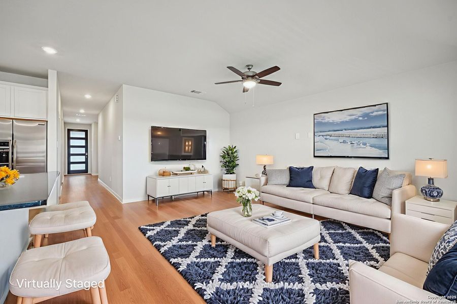 Furnished interior view inside a new home in Scenic Crest - Premier Series, Boerne (Image 9). Furnished interior view inside a new home in Scenic Crest - Premier Series, Boerne (Image 9).