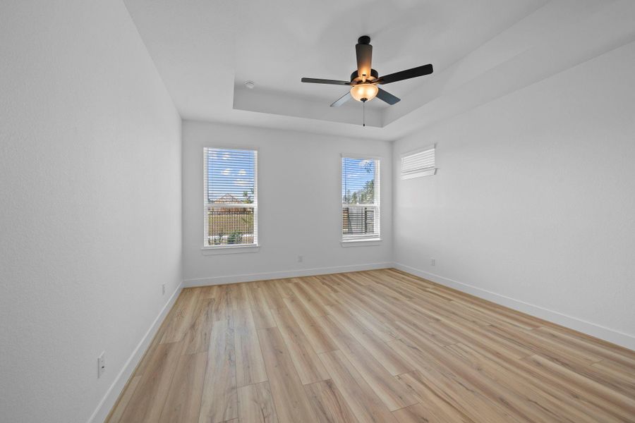 Spacious, unfurnished interior of a new home in Artavia, Conroe (Image 15).