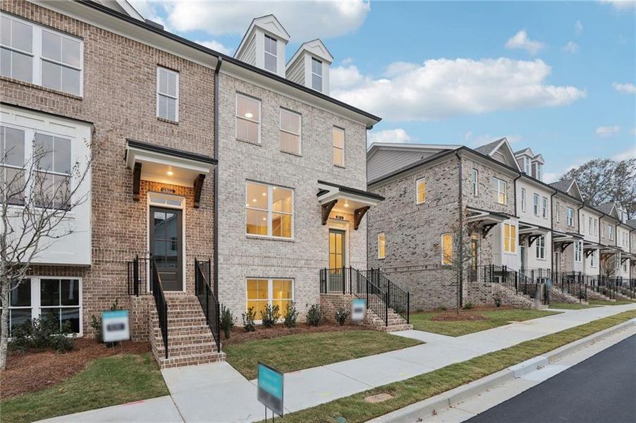 Image 45 of a home in Evanshire Townhomes.