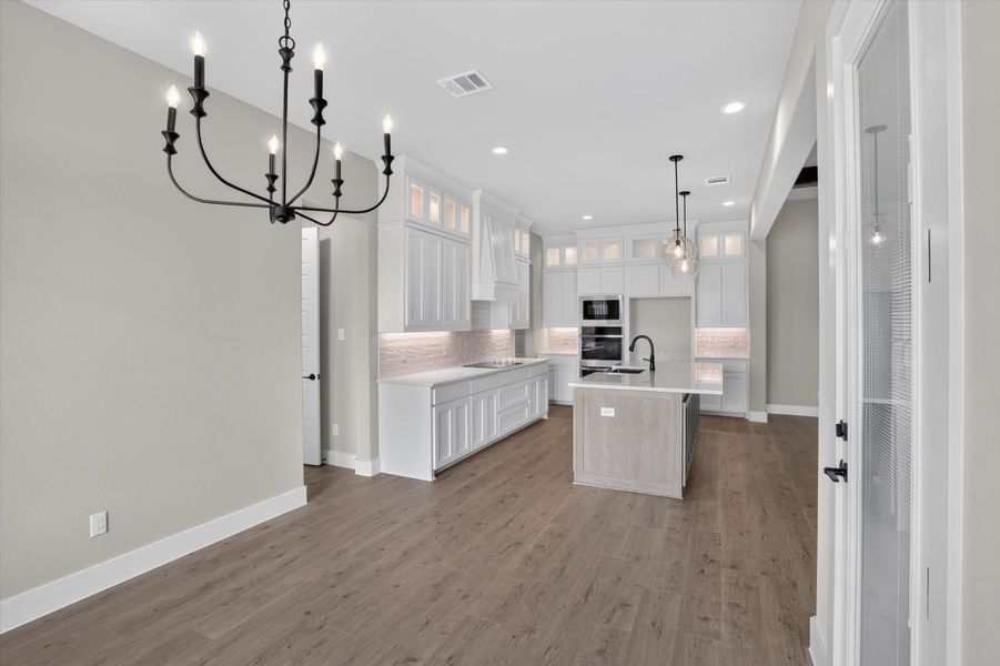 Image 43 of a home in Coyote Crossing.