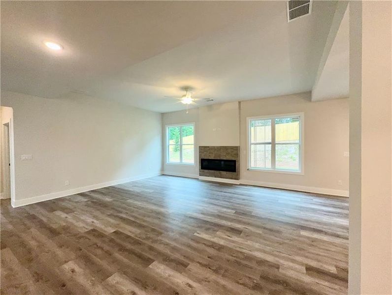 Spacious, unfurnished interior of a new home in , Hoschton (Image 33).