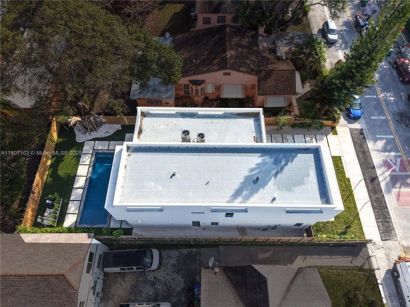 Image 37 of a home in .