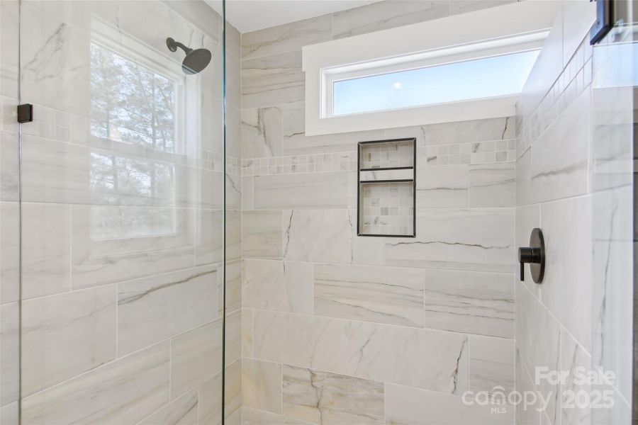 Image 16 of a home in .