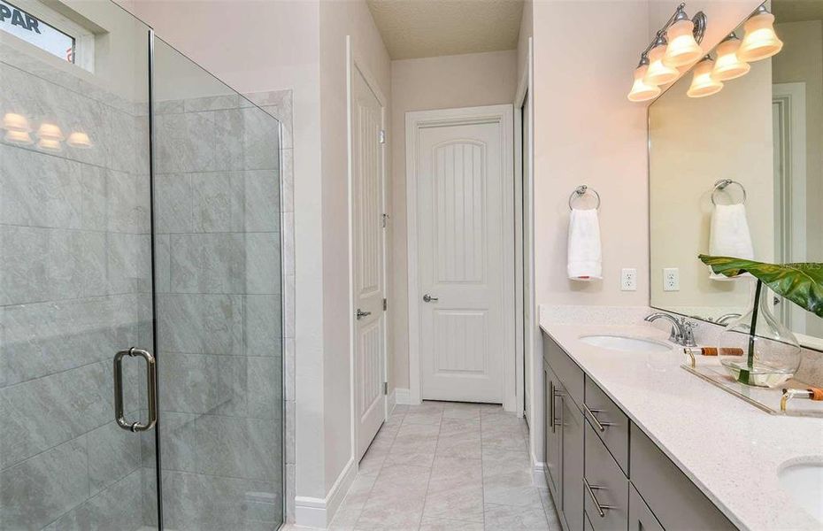 Furnished interior view inside a new home in Tohoqua, Kissimmee (Image 28). Furnished interior view inside a new home in Tohoqua, Kissimmee (Image 28).