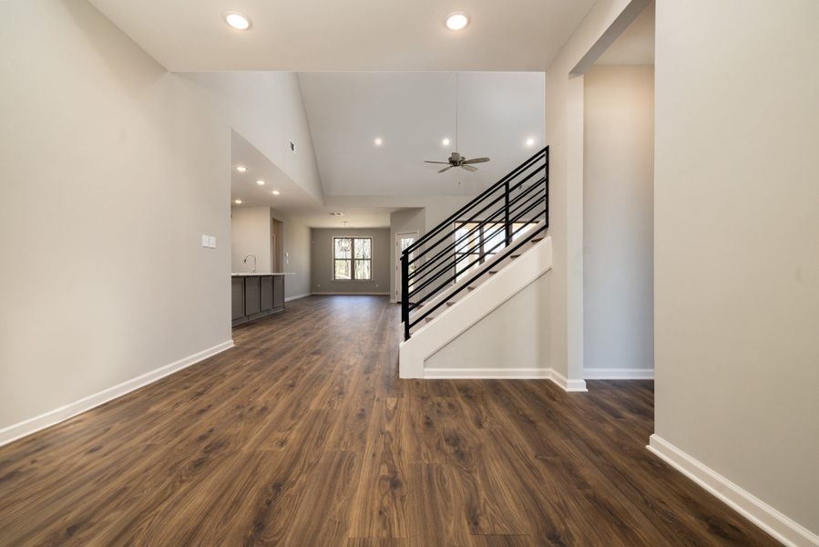 Representative unfurnished interior of a home built from the Sterling by Grant Homes LLC in Valleybrook, Oakland (Image 14).