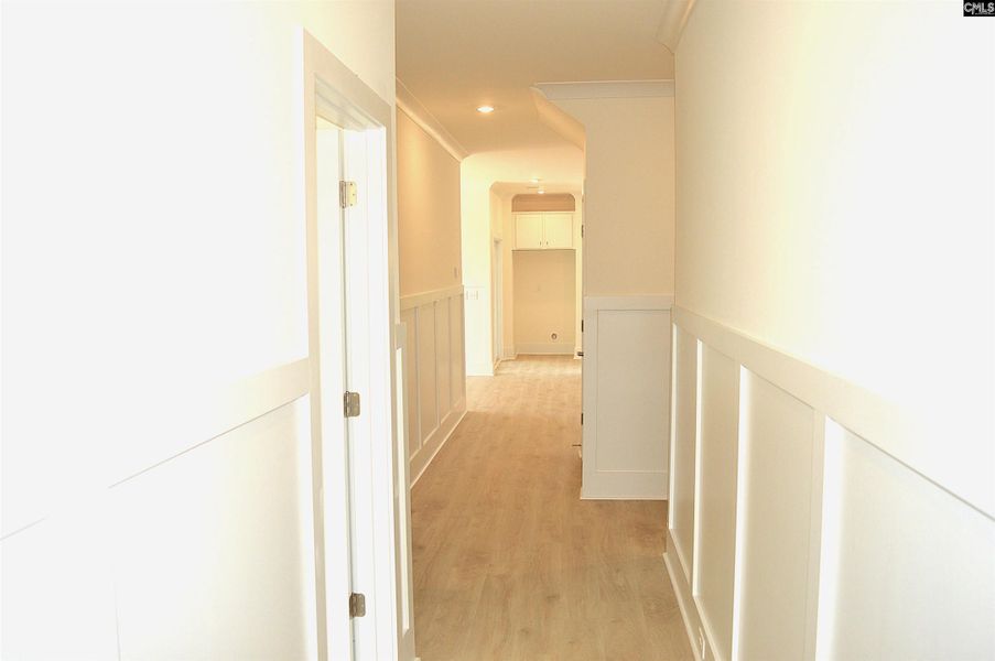 Spacious, unfurnished interior of a new home in Bickley Station, Irmo (Image 12).