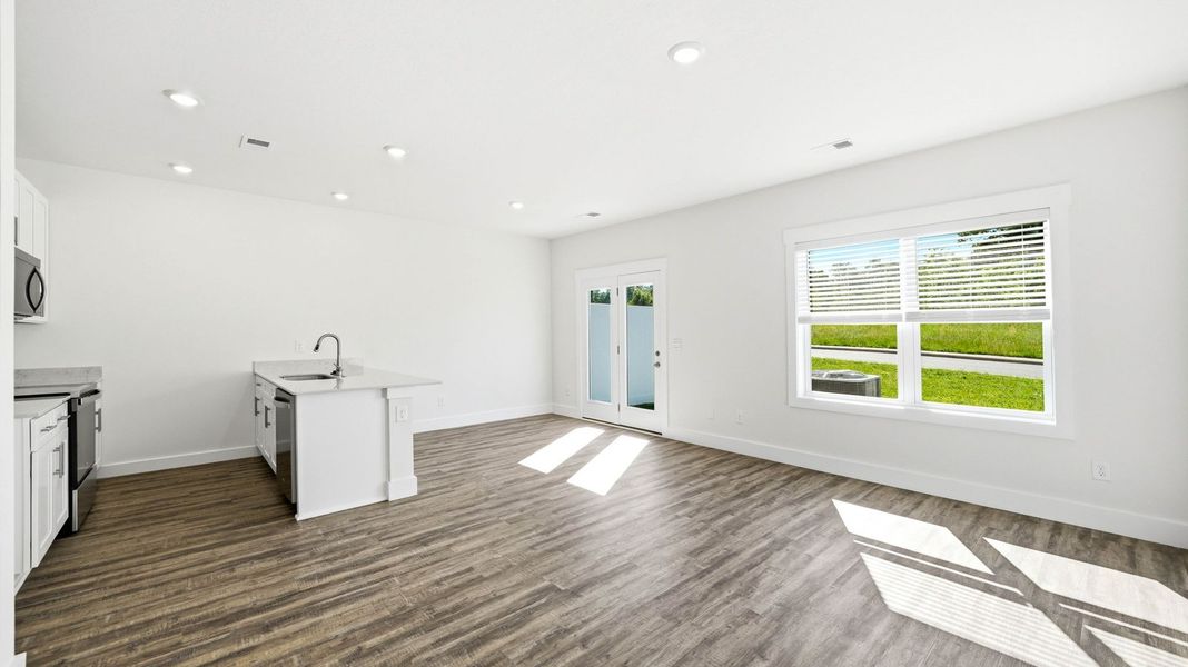 Spacious, unfurnished interior of a new home in The Arbor Townhomes, Kingsport (Image 12). Spacious, unfurnished interior of a new home in The Arbor Townhomes, Kingsport (Image 12).