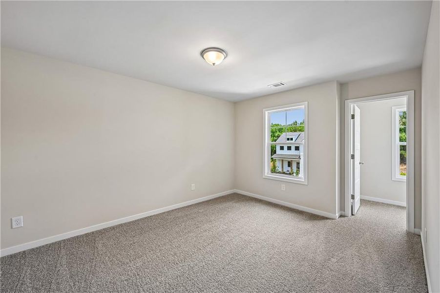 Spacious, unfurnished interior of a new home in Mallard’s Landing, Jefferson (Image 39).