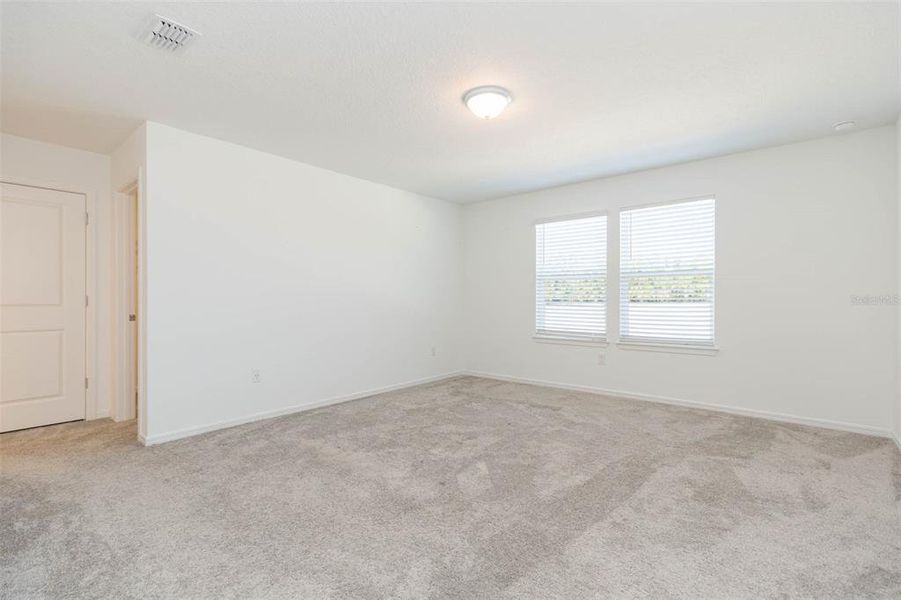 Spacious, unfurnished interior of a new home in Valri Forest, Valrico (Image 29). Spacious, unfurnished interior of a new home in Valri Forest, Valrico (Image 29).