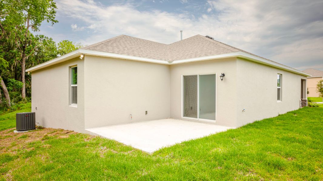Exterior details and patio area of a home in Heritage Station, Punta Gorda (Image 4).