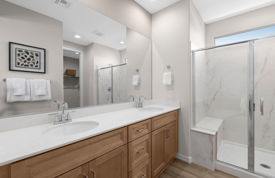 Representative furnished interior of a home built from the Barletta by Pulte Homes in Alamar, Tolleson (Image 6).