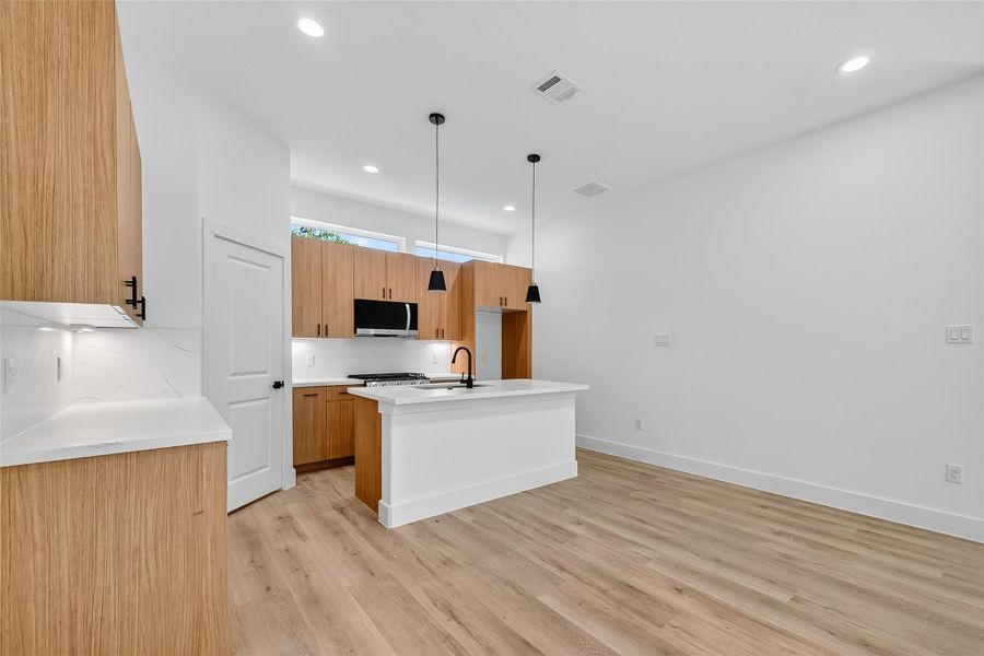 Furnished interior view inside a new home in , Houston (Image 16). Furnished interior view inside a new home in , Houston (Image 16).