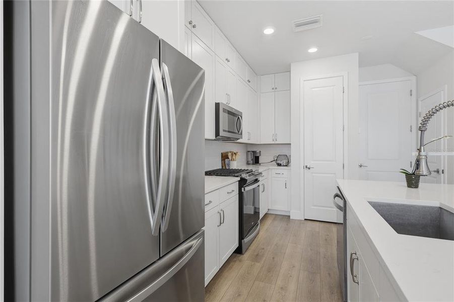 Furnished interior view inside a new home in , Sarasota (Image 28).