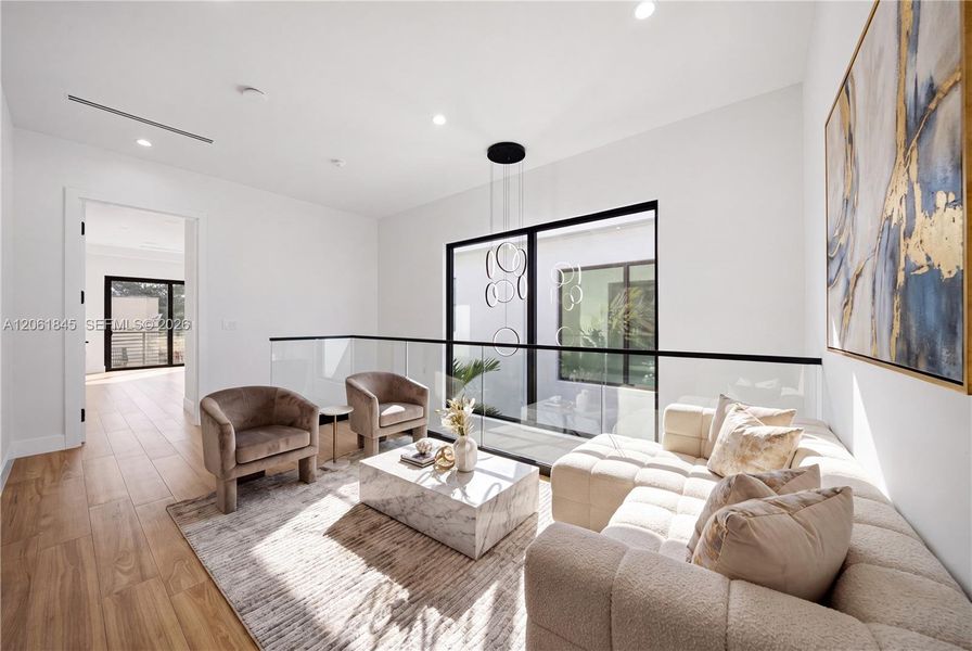 Furnished interior view inside a new home in , Fort Lauderdale (Image 14).