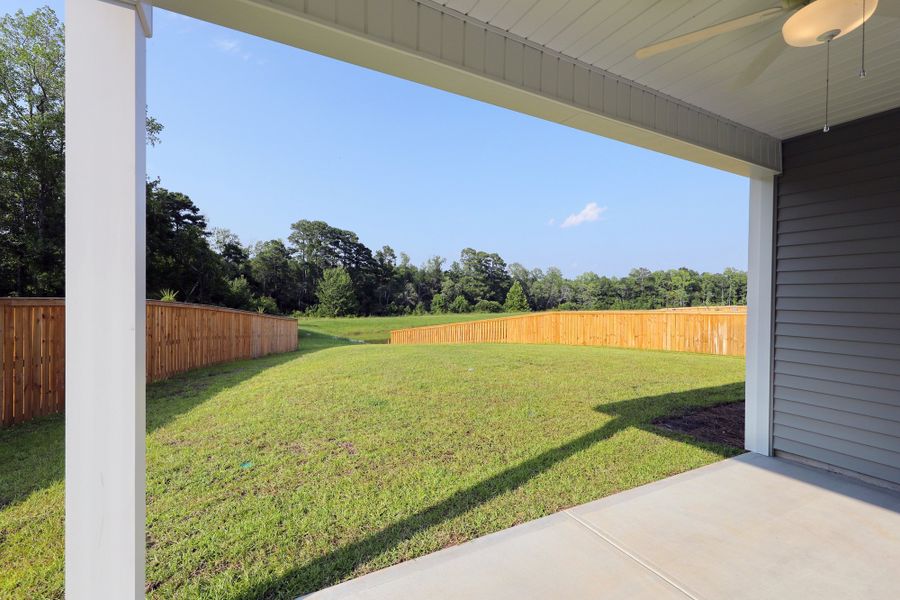 Exterior details and patio area of a home in Jordan Grove, Conway (Image 3). Exterior details and patio area of a home in Jordan Grove, Conway (Image 3).
