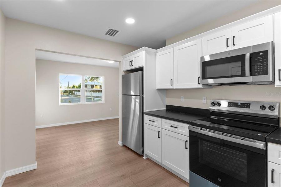 Furnished interior view inside a new home in , Auburndale (Image 6).