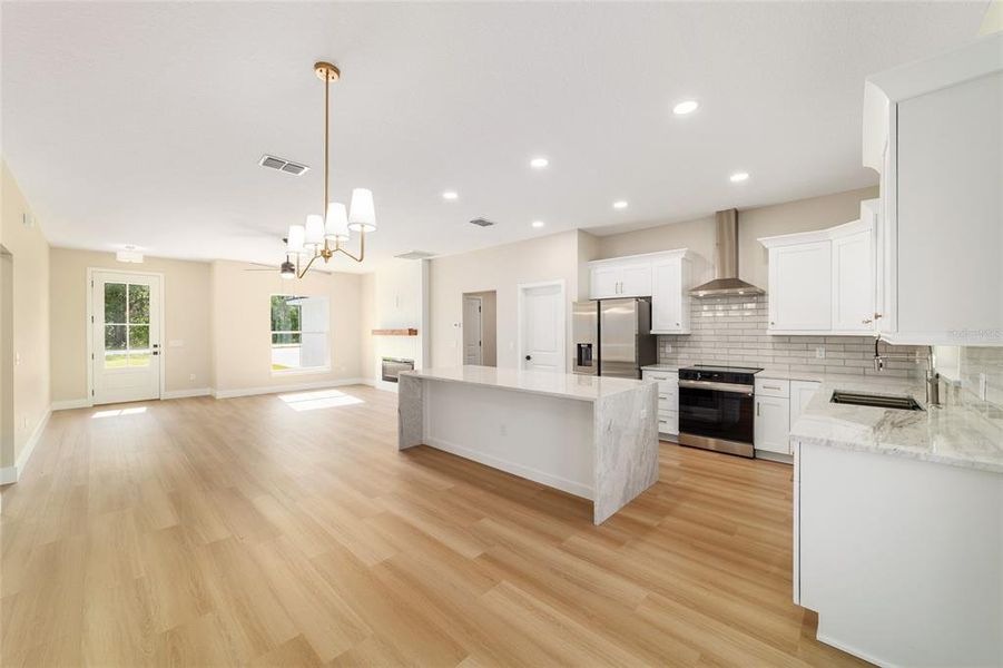 Furnished interior view inside a new home in , Ocala (Image 8).