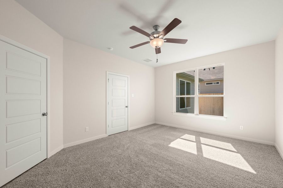 Spacious, unfurnished interior of a new home in The Village at Elm Creek, Troy (Image 14).