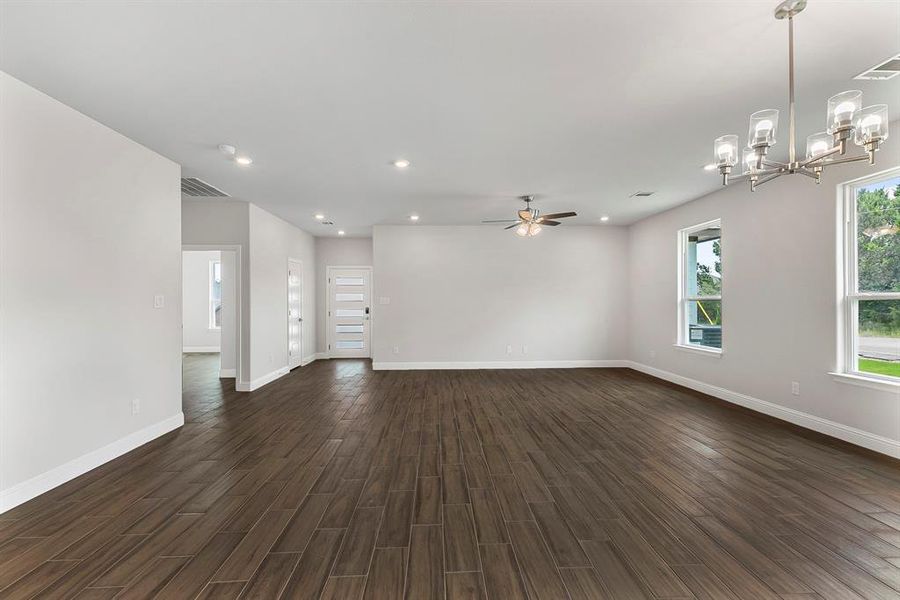 Spacious, unfurnished interior of a new home in , Granbury (Image 18). Spacious, unfurnished interior of a new home in , Granbury (Image 18).
