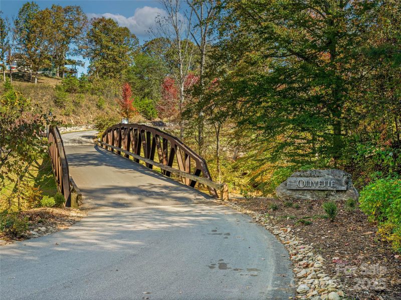 Image 36 of a home in .