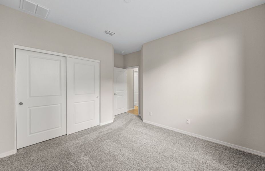 Spacious, unfurnished interior of a new home in Artisan at Asante, Surprise (Image 23). Spacious, unfurnished interior of a new home in Artisan at Asante, Surprise (Image 23).
