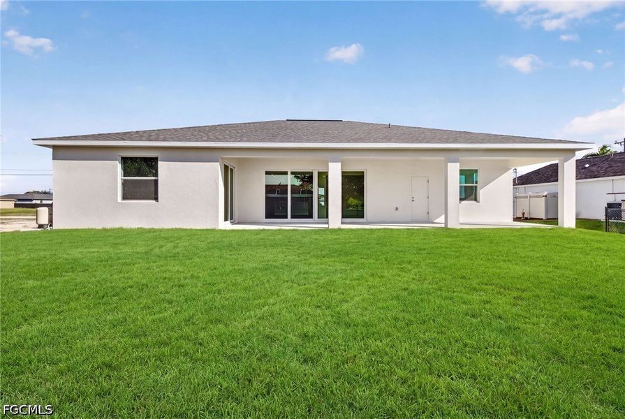 Exterior details and patio area of a home in Cape Coral, Cape Coral (Image 17).
