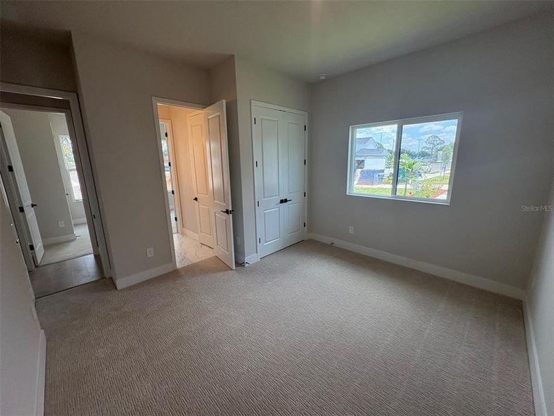 Spacious, unfurnished interior of a new home in Lakeview Crossing – Classic Series, Sarasota (Image 21).