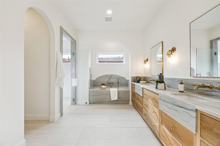 Furnished interior view inside a new home in , Dallas (Image 33).